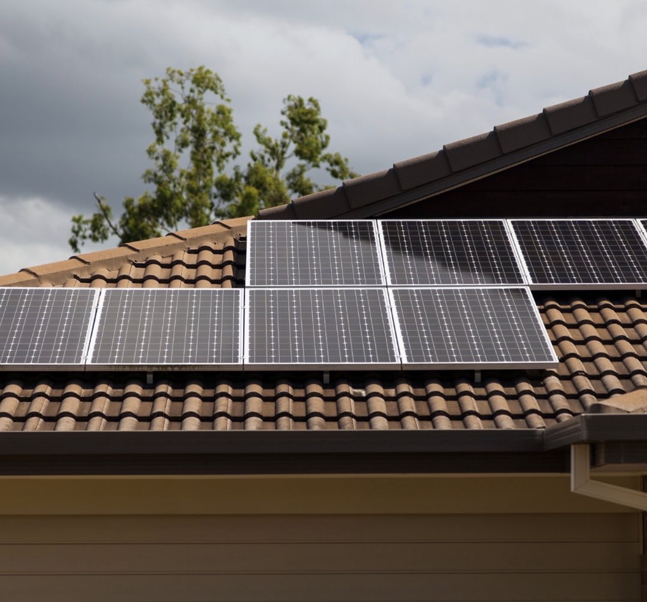 Pitched-roof residential install